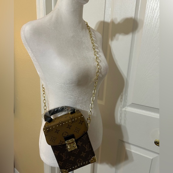 Beautiful Fashion Hand/Crossbody Bag NEW!!! - Picture 8 of 14